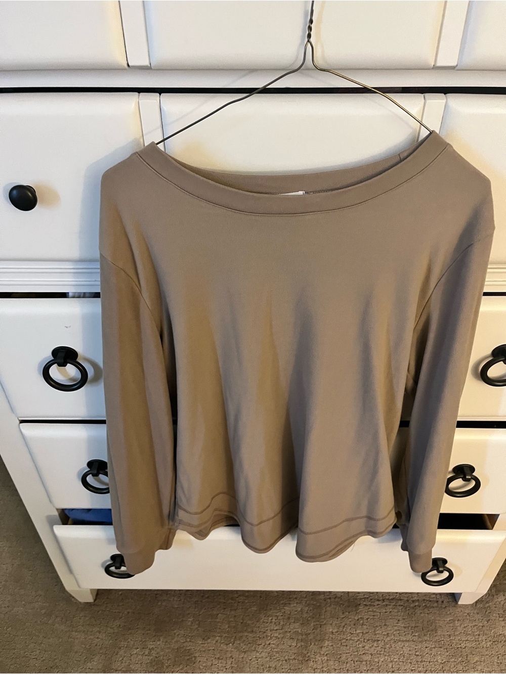 Women's Taupe Scoop-Neck Long Sleeve Top